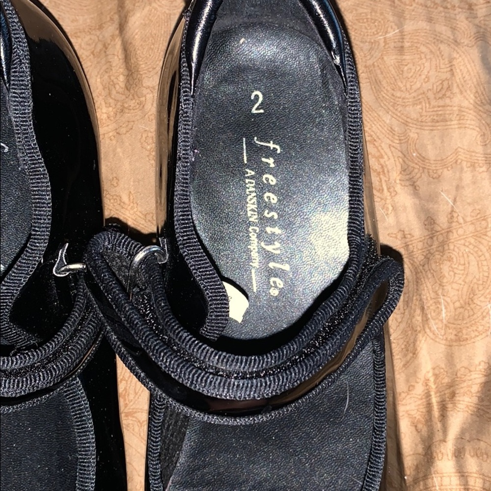 Shoes - Picture 2 of 3